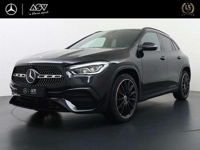 Zwart Occasion 2021 Mercedes GLA250 AMG line SUV | € 31.125 (Eerlijke prijs)