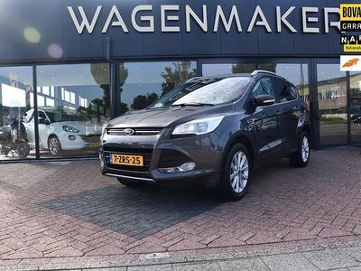 Grijs, metallic lak Occasion 2015 Ford Kuga Titanium SUV | € 11.450 (Eerlijke prijs)