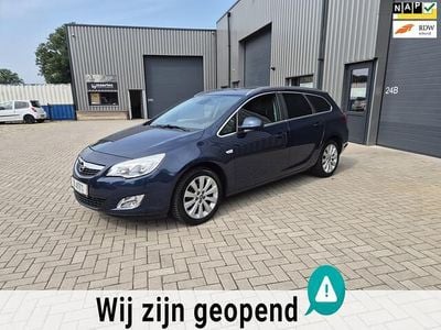 Blauw Gebruikt 2011 Opel Astra Cosmo Stationwagen | € 4.250 (Eerlijke prijs)