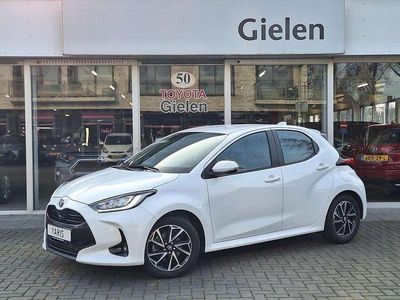 Occasion Toyota Yaris Hybrid Plus 116 PK (85 kW) 2022 Wit Hatchback