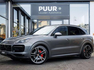 Grijs Gebruikt 2022 Porsche Cayenne Platinum Edition SUV | € 78.995 (Eerlijke prijs)