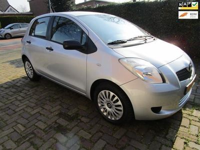 tweedehands Toyota Yaris 1.3 VVTi Terra airco