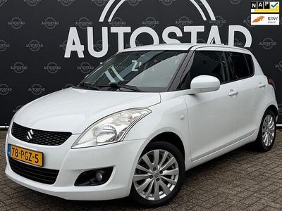 Wit (metallic) Occasion 2011 Suzuki Swift Exclusive Hatchback | € 5.995 (Eerlijke prijs)