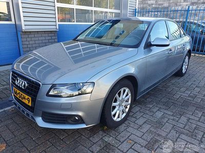 Grijs Occasion 2011 Audi A4 Proline Sedan | € 4.900