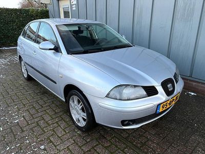 Grijs Occasion 2005 Seat Ibiza Reference Hatchback | € 1.250