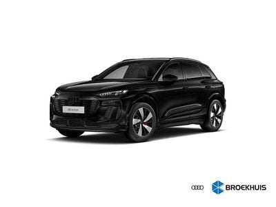 Zwart Occasion 2025 Audi Q6 e-tron SUV | € 74.945 (Iets duurder)