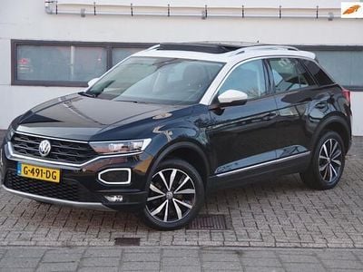 Zwart (metallic) Occasion 2019 VW T-Roc Sportline SUV | € 21.950 (Goede deal)