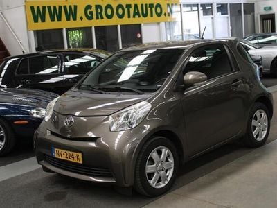 Toyota iQ