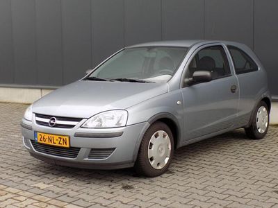 tweedehands Opel Corsa 1.0-12V Essentia