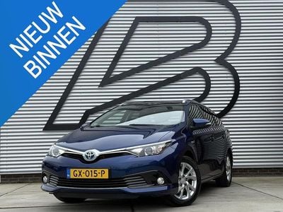Occasion Toyota Auris Hybrid 136 PK (100 kW) 2015 Blauw Hatchback