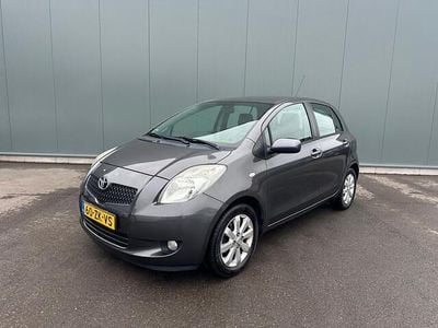 Occasion Toyota Yaris Executive 87 PK (63 kW) 2008 Grijs (metallic) Hatchback