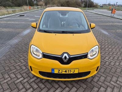 Occasion Renault Twingo Collection 73 PK (53 kW) 2019 Geel Hatchback