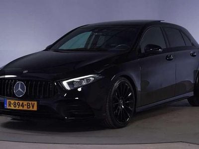 Zwart Gebruikt 2020 Mercedes A200 Night Stationwagen | € 25.900