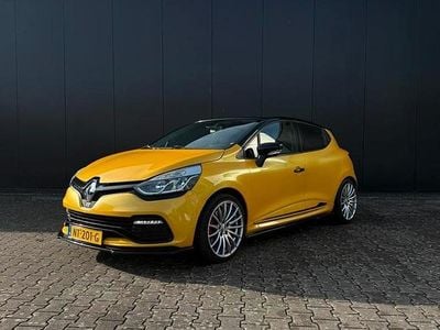 Geel Gebruikt 2013 Renault Clio R.S. R.S. Hatchback | € 10.995 (Iets duurder)