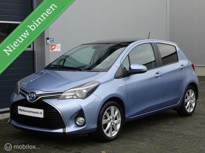 tweedehands Toyota Yaris 1.5 Hybrid Aut. Dyn, Pano, Half leder, Dealer