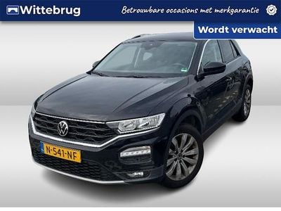 Zwart Gebruikt 2021 VW T-Roc Style SUV | € 18.450 (Goede deal)