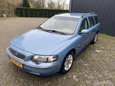Blauw Gebruikt 2004 Volvo V70 Stationwagen | € 2.995 (Goede deal)
