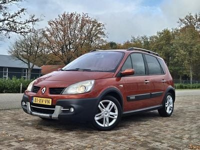 Occasion Renault Scénic II 135 PK (99 kW) 2007 Oranje MPV