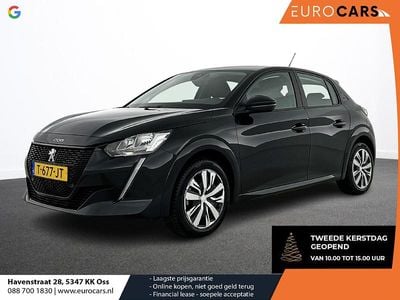 Zwart Gebruikt 2023 Peugeot e-208 Active Hatchback | € 16.890 (Goede deal)
