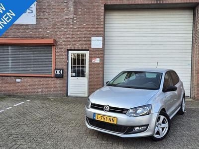 Grijs Gebruikt 2012 VW Polo Highline Hatchback | € 6.999 (Goede deal)