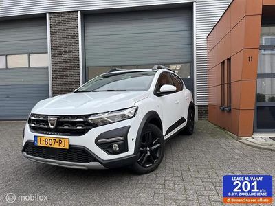 Wit Gebruikt 2021 Dacia Sandero Essentiel Hatchback | € 12.445 (Eerlijke prijs)