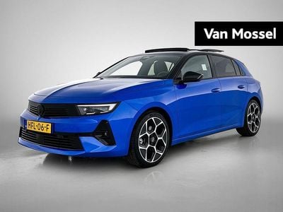 Blauw Nieuw 2025 Opel Astra Ultimate Hatchback | € 32.940 (Goede deal)