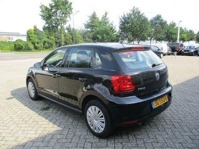 Zwart Gebruikt 2016 VW Polo Comfortline Hatchback | € 12.780 (Eerlijke prijs)