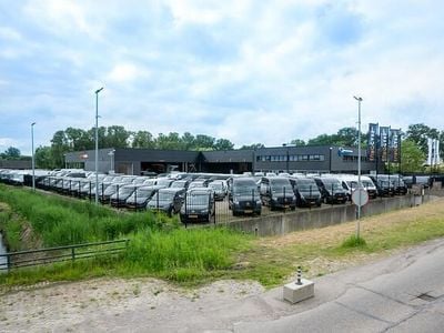 Occasion Ford Transit Trend 99 PK (72 kW) 2024 Wit Van