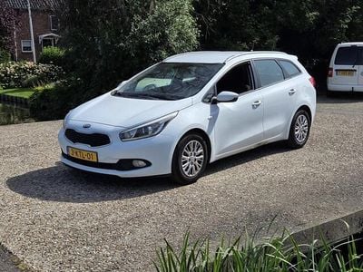 Wit Gebruikt 2013 Kia Ceed Sportswagon Stationwagen | € 3.750