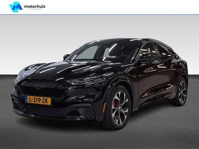 Zwart Occasion 2021 Ford Mustang Mach-E SUV | € 26.430 (Eerlijke prijs)