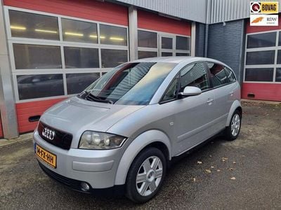 Grijs Gebruikt 2000 Audi A2 Hatchback | € 3.500 (Duur)