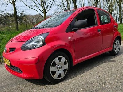 tweedehands Toyota Aygo 1.0-12V