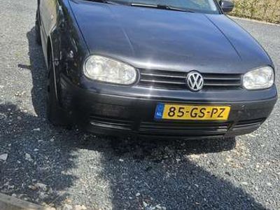 VW Golf IV