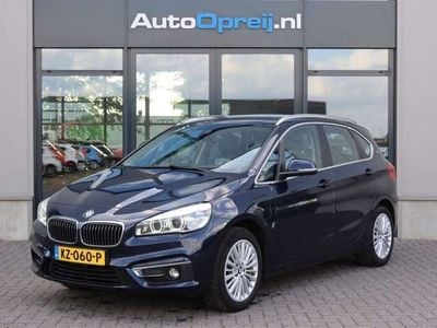 BMW 225