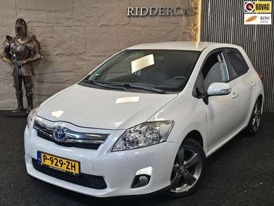 Wit Occasion 2012 Toyota Auris Hybrid Business Edition Hatchback | € 10.799 (Eerlijke prijs)