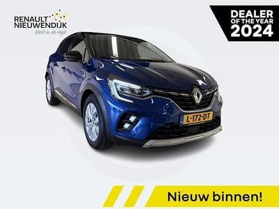 Twotone bleu iron / noir etoi Occasion 2021 Renault Captur Intens SUV | € 18.445 (Goede deal)