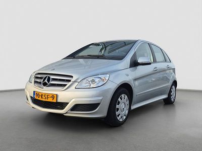 Grijs Gebruikt 2010 Mercedes B150 MPV | € 9.945