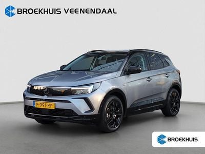 Grijs Occasion 2022 Opel Grandland X SUV | € 23.800 (Eerlijke prijs)