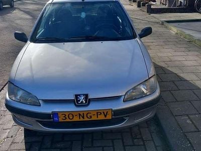 Peugeot 106