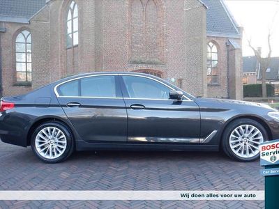 Grijs Occasion 2017 BMW 520 Luxury Line Sedan | € 19.900 (Iets duurder)