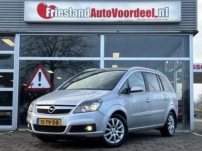 tweedehands Opel Zafira 2.2 Cosmo Automaat / 7 Persoons / 156.480 KM! / Trekhaak / APK 12-2024/