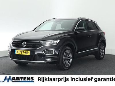 Zwart Gebruikt 2021 VW T-Roc Sport SUV | € 24.949 (Eerlijke prijs)