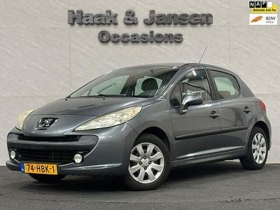 Grijs Occasion 2008 Peugeot 207 Hatchback | € 1.995 (Goede deal)