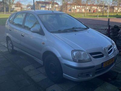 tweedehands Nissan Almera Tino 2.2 dCi Acenta