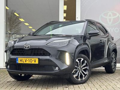 Zwart Occasion 2025 Toyota Yaris Hybrid Edition SUV | € 31.749 (Iets duurder)