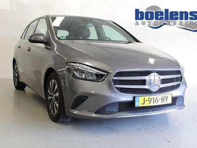 Mercedes B180