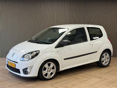 Wit Occasion 2011 Renault Twingo Authentique Hatchback | € 3.995 (Iets duurder)