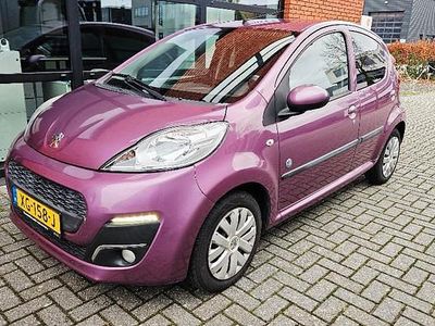 Occasion Peugeot 107 Envy 68 PK (50 kW) 2012 Paars Hatchback
