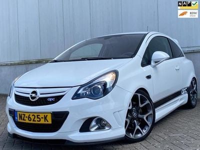 Wit Gebruikt 2011 Opel Corsa OPC Hatchback | € 7.995 (Eerlijke prijs)