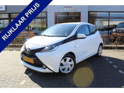 tweedehands Toyota Aygo 1.0 VVT-i x-Play Navi Automaat | Rijklaar | Airco